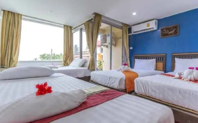 Porterhouse Beach Hotel