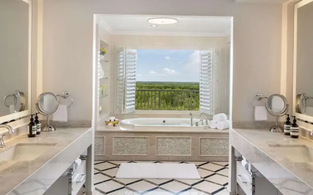 Waldorf Astoria Orlando - An Official Walt Disney World® Hotel