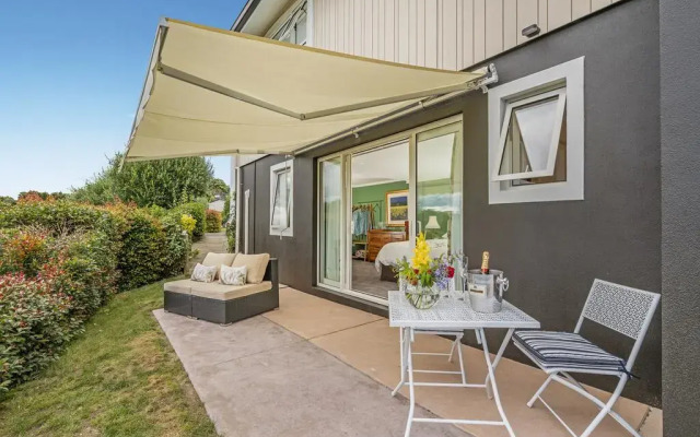 Bayview Valley Lodge