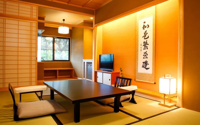 Shuyamakaku 8 Tatami Japanese-Style Shonai Bath room 사진 2
