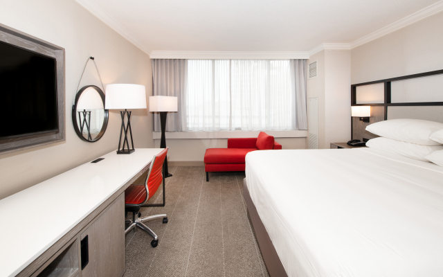 Holiday Inn Baltimore - Inner Harbor, an IHG Hotel