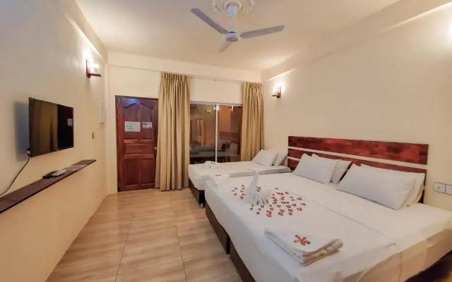 Shoreline Grand Hotel