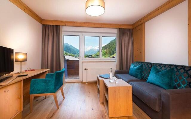 Hotel Alpina