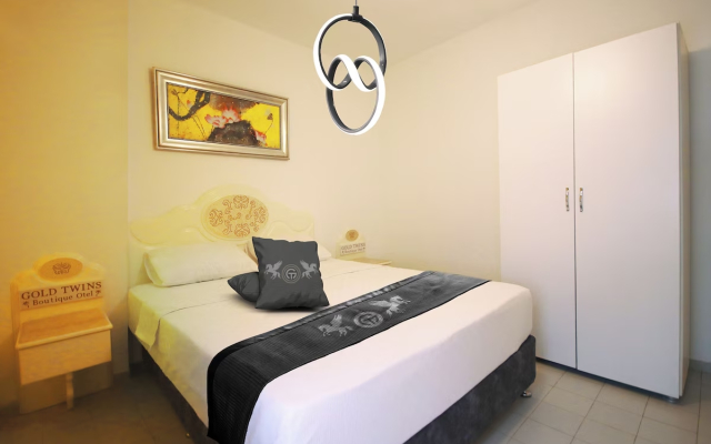 Gold Twins Boutique Hotel