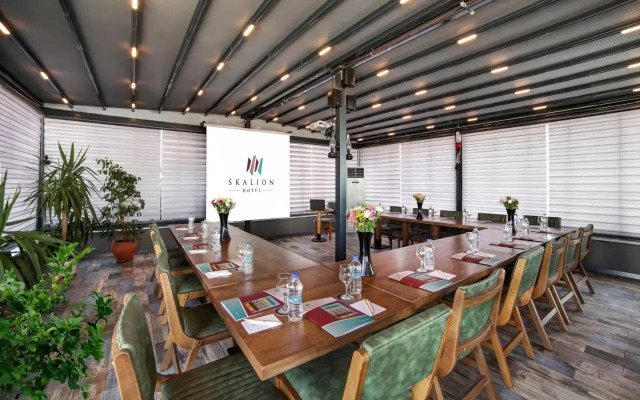 Skalion Hotel