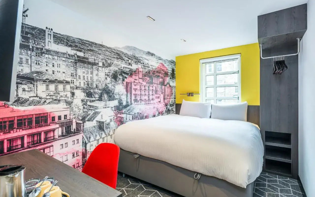 KM Hotel