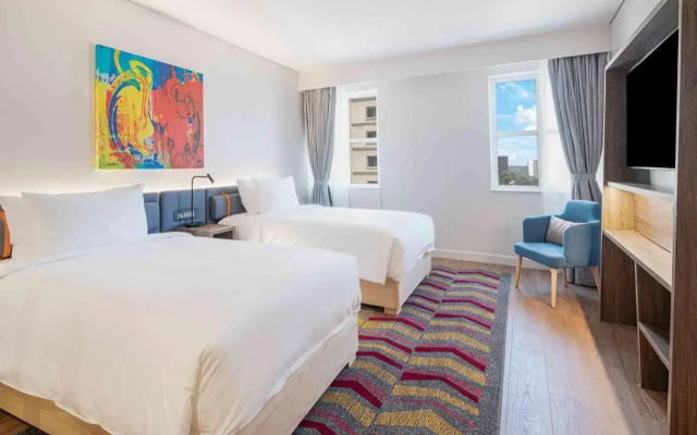 Hampton By Hilton Sandton Grayston