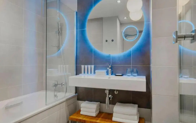 Le Meridien Paris Arc De Triomphe