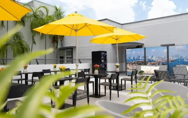 The Cove By Renzzi Hotel