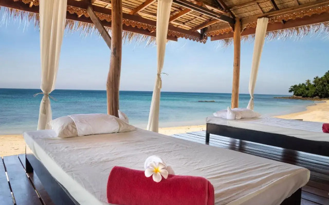 Lanta Palace Beach Resort and Spa
