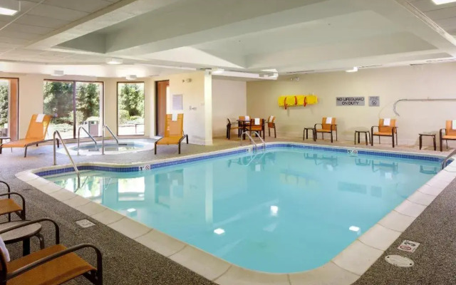 Courtyard by Marriott Cleveland Willoughby