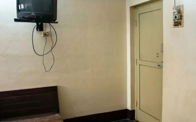 Hotel Kamadhenu