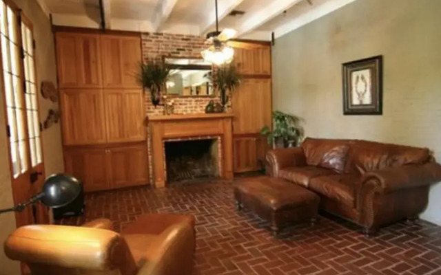 Isabelle Inn Bed & Breakfast