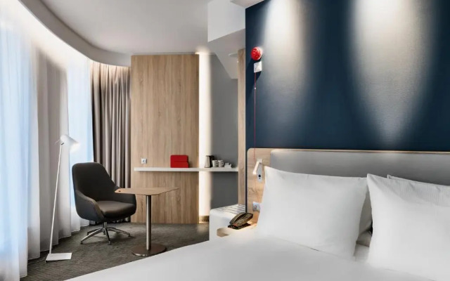 Holiday Inn Express Warsaw - The HUB by IHG
