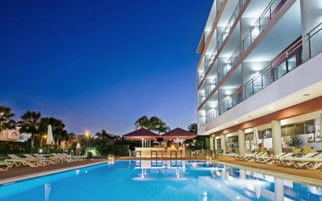 Areias Village Beach Suite Hotel