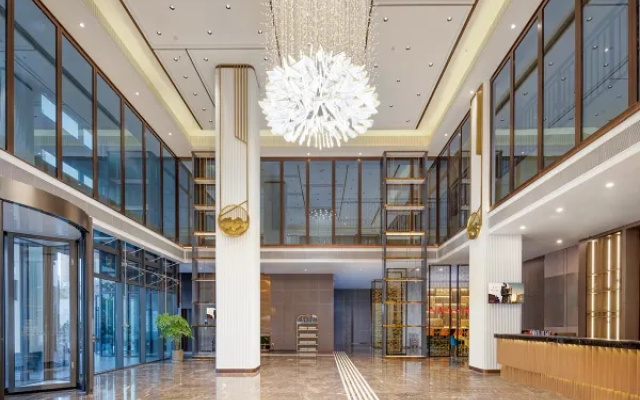 Metropolo Jinjiang Hotels (Huangshi Development Zone Olympic Sports Center Baihuayuan) — hotel in Huangshi