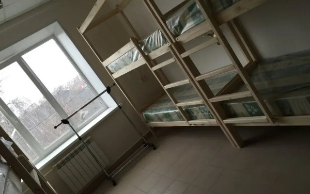 Pechki Lavochki Hostel