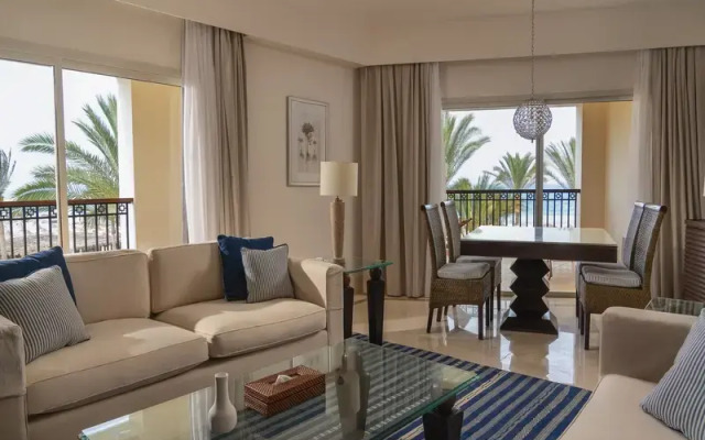 JAZ Elite Crystal, Almaza Bay