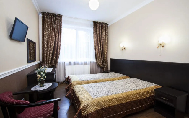 Отель ЖанТамАль