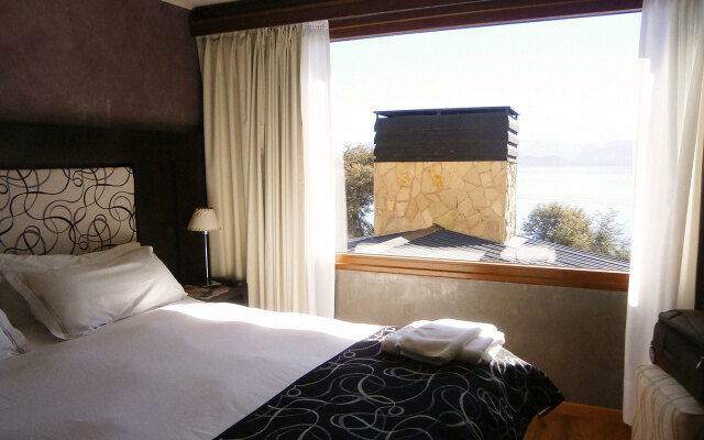 Bahia Paraiso Apart & Suites