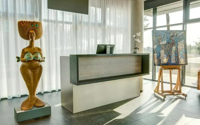 Hey Lou Hotel Monheim am Rhein	