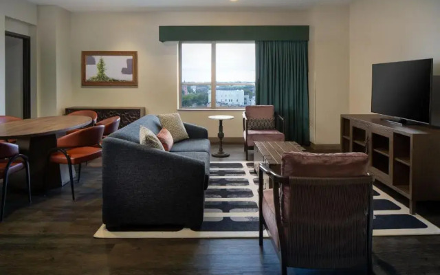Hotel Tonnelle New Orleans, A Tribute Portfolio Hotel By Marriott