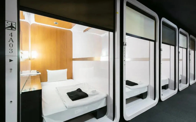 Business Class male Cabin 사진 4