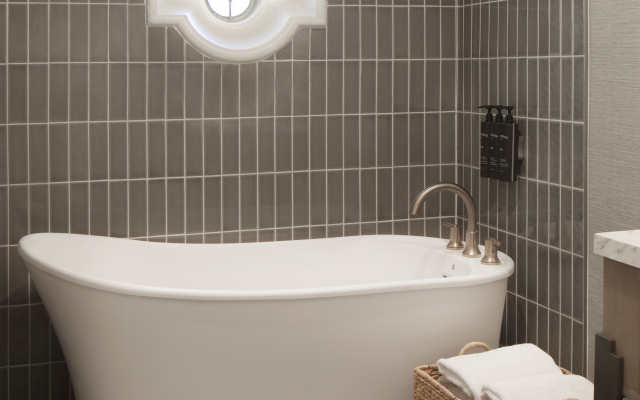 The Scottsdale Resort and Spa, Curio Collection by Hilton