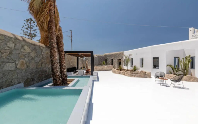 Mykonos Town Black Villa with Cave Heated Pool
