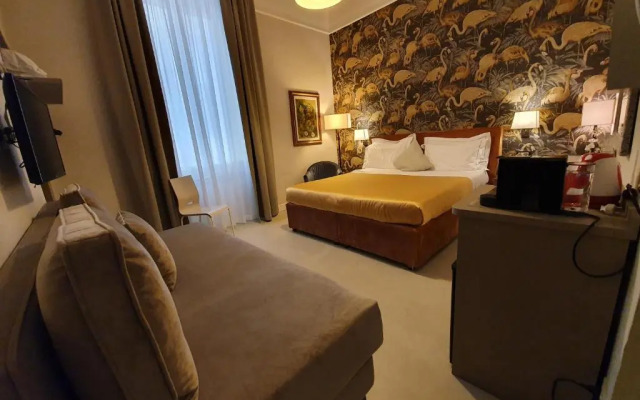 Maxim Axial Hotel
