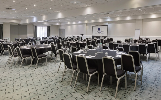 DoubleTree by Hilton Manchester Airport