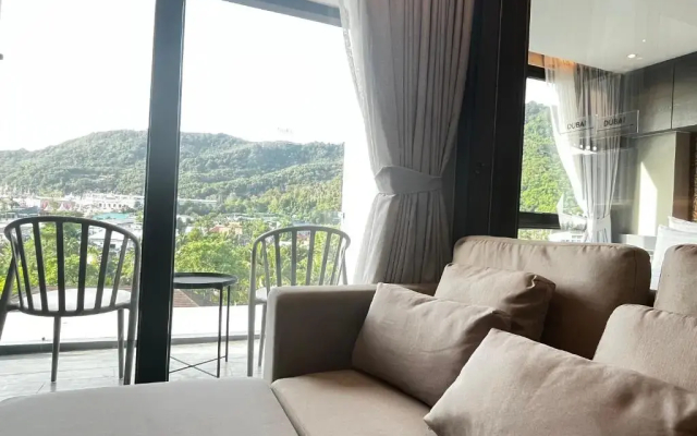 Kamala Beach D76 Exclusive Junior Suite