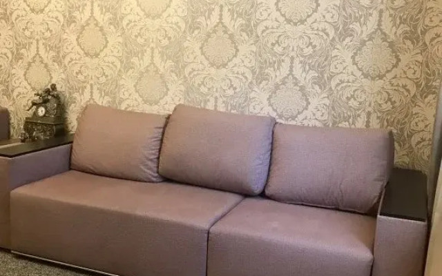 Na Novorossiyskoy 18 Apartment