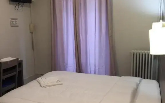 Pax Hotel