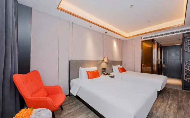 Yitel Premium Shanghai People Square Nanjing Road Pedestrian Street Shop