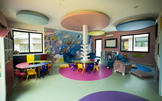Sailor's Beach Club Hotel