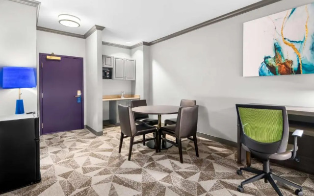 Big Country Hotel & Suites, SureStay Collection by BW