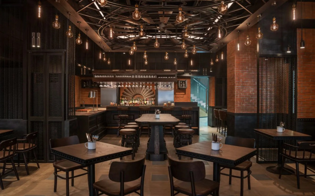 Le Meridien Bangkok