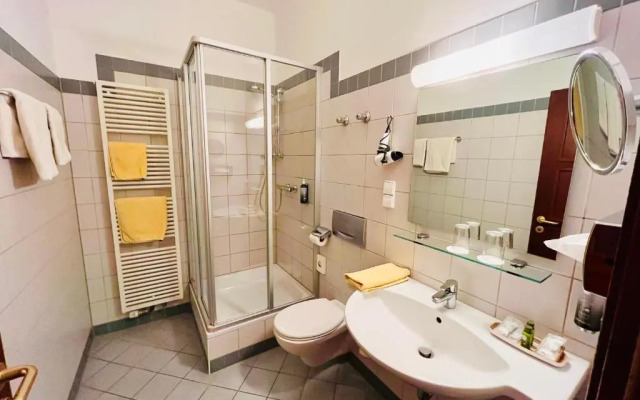 Hotel Hoepfner Burghof