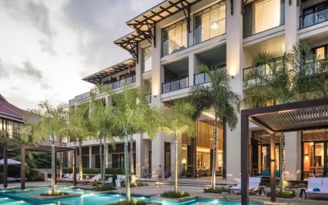 Eden Bleu Hotel