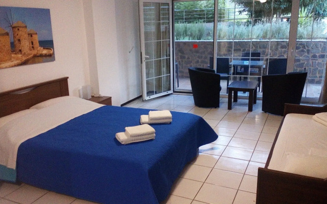 Haus Fay Chios