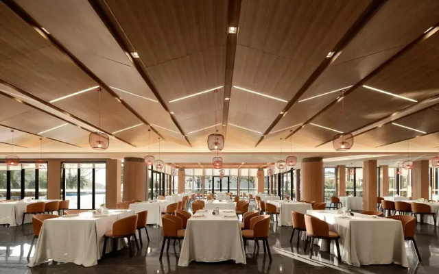 Landison Xiang Shan Gold Coast Hotel