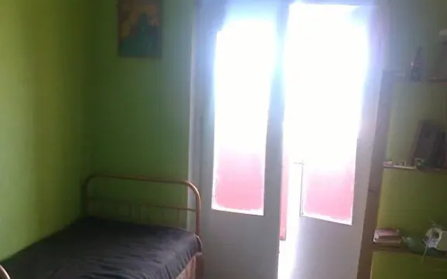 Dvuhkomnatnaya Kvartira U Ryinka Apartments