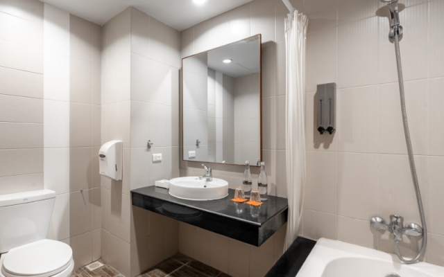 Kata Sea Breeze Resort