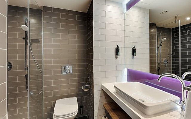 Premier Inn Frankfurt Westend Hotel