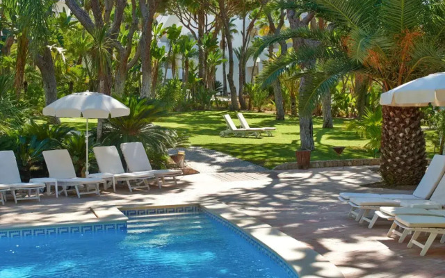 Ria Park Garden Hotel