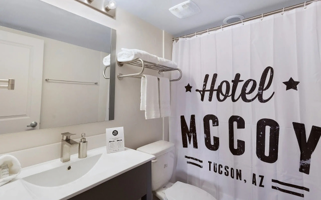 Hotel McCoy - Art, Coffee, Beer, Wine