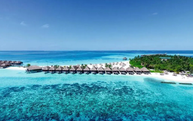 Constance Moofushi All Inclusive Hotel