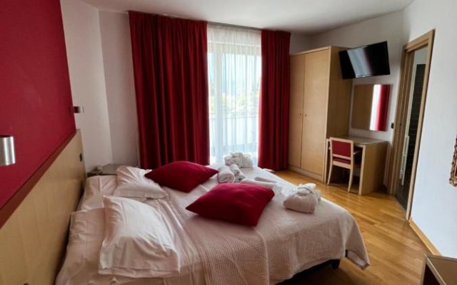 Hotel Oasi SPA & Wellness