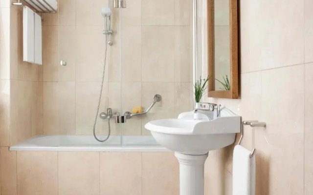 Отель Grecotel Pallas Athena